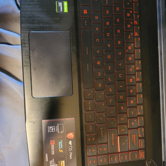 Laptop - Picture 7 of 9